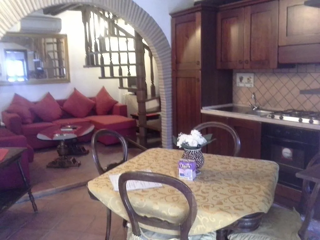 Relais Michelangelo Aparthotel Mostacciano