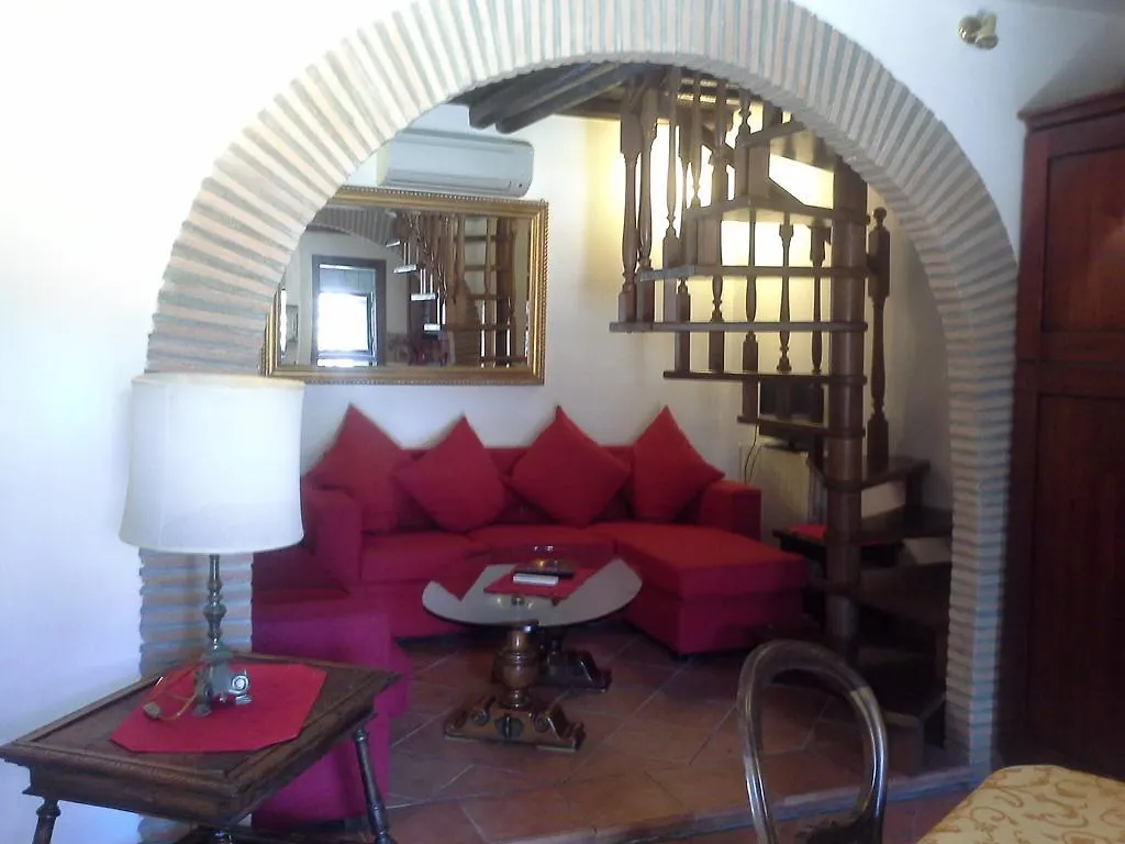 Relais Michelangelo Aparthotel Mostacciano