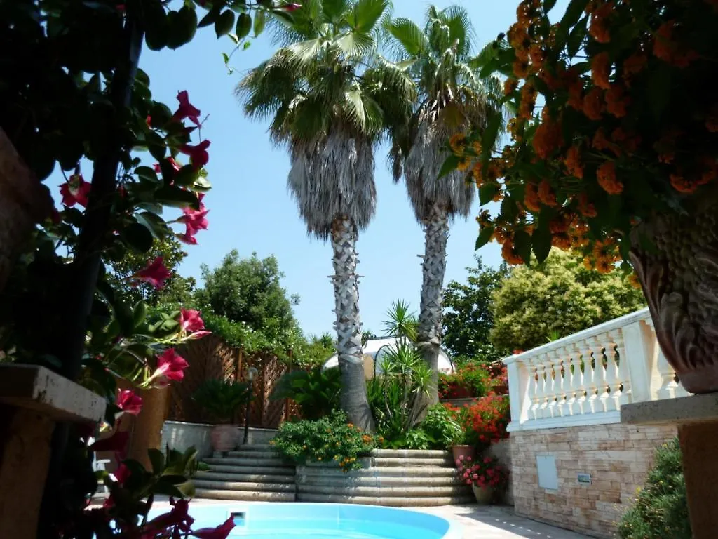 Relais Michelangelo Aparthotel Mostacciano Italy