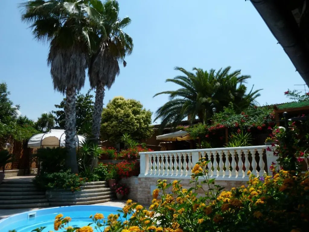 Relais Michelangelo Aparthotel Mostacciano Italy