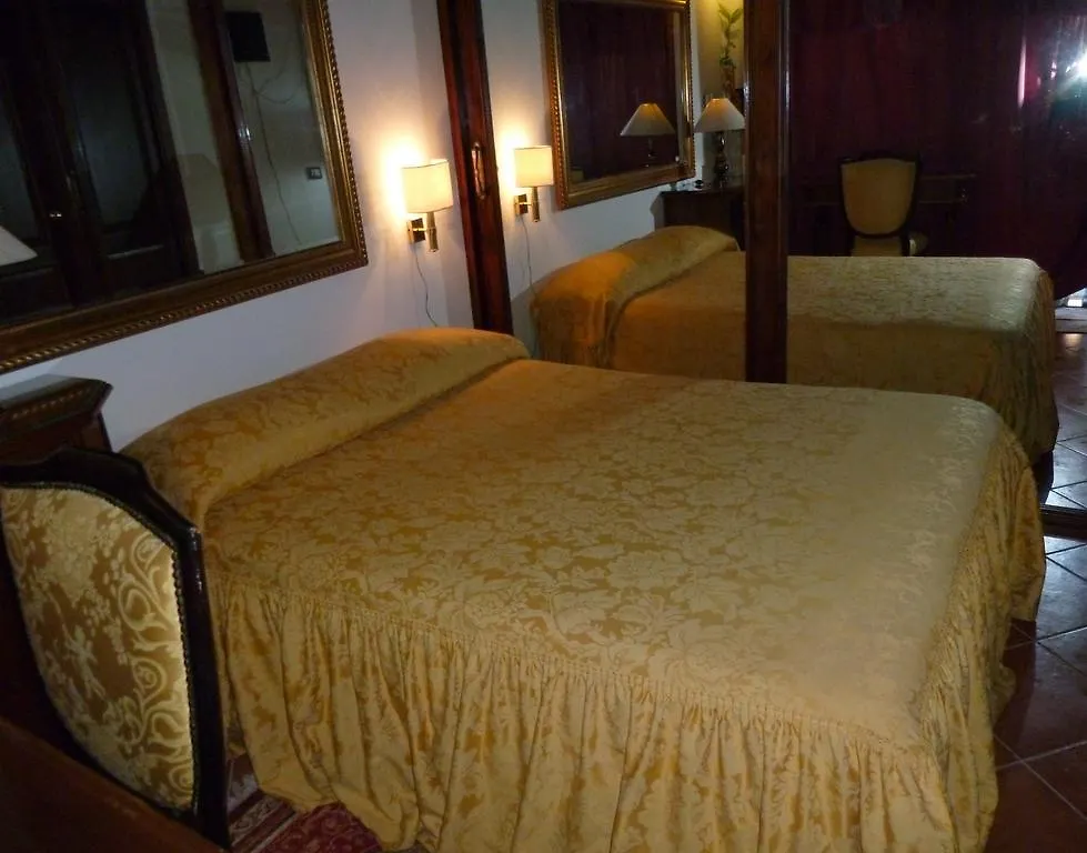 Relais Michelangelo Aparthotel Mostacciano