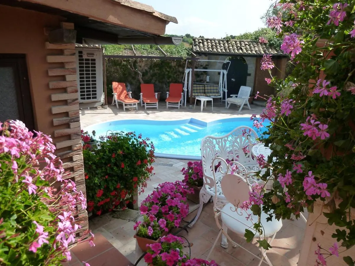 Relais Michelangelo Aparthotel Mostacciano Italy