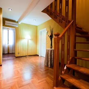 فندق Trevi 41, روما