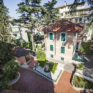 2* Apart-hotel Aurora
